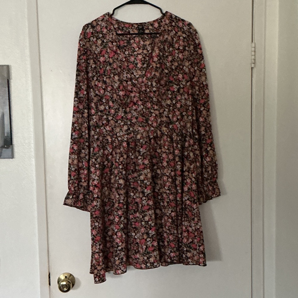 SHEIN Floral Long Sleeve Dress - Black and Pink